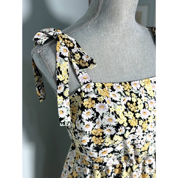 Social Standard by Sanctuary Black Daisy Print Maxi Long Tiered Dress size Small - Picture 7 of 9